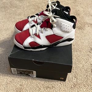 Jordan 6 Retro Carmines size 2.5Y